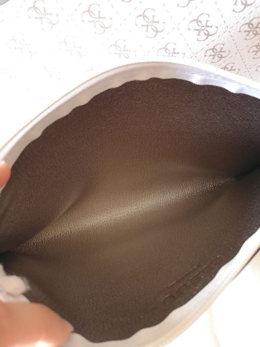 Mala de ombro GUESS Monograma