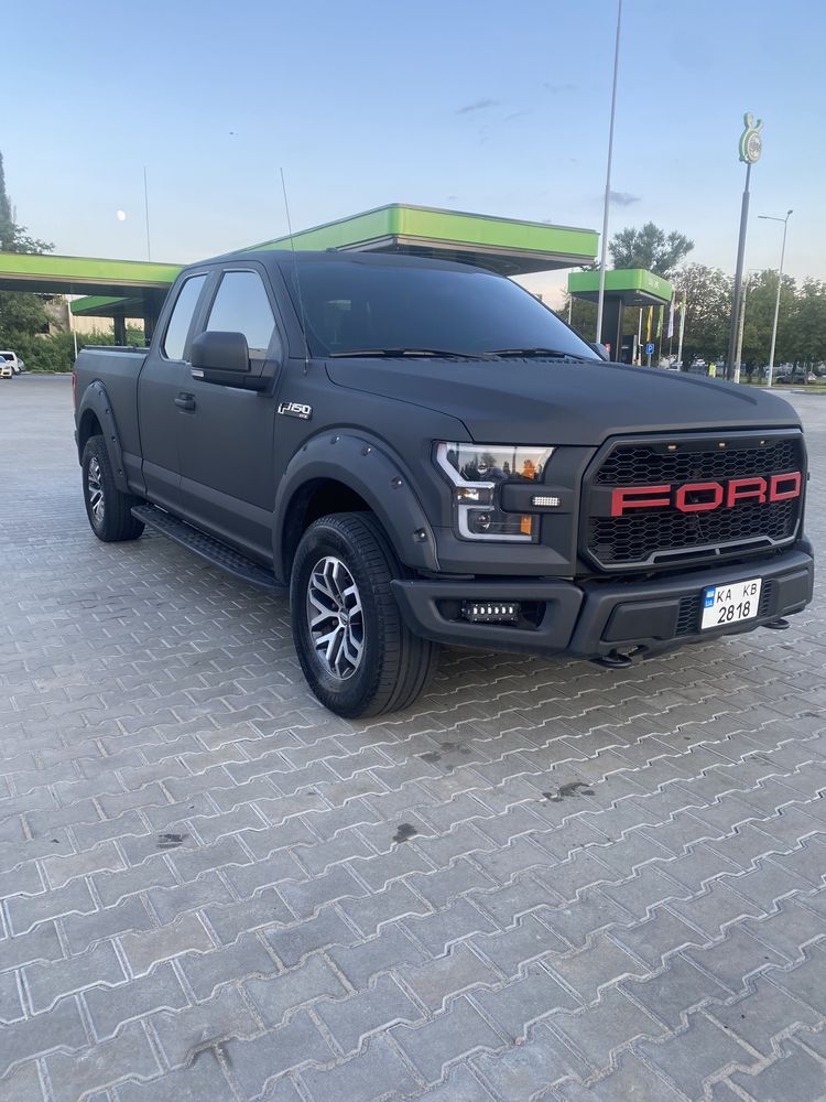 Ford F-150 пікап авто