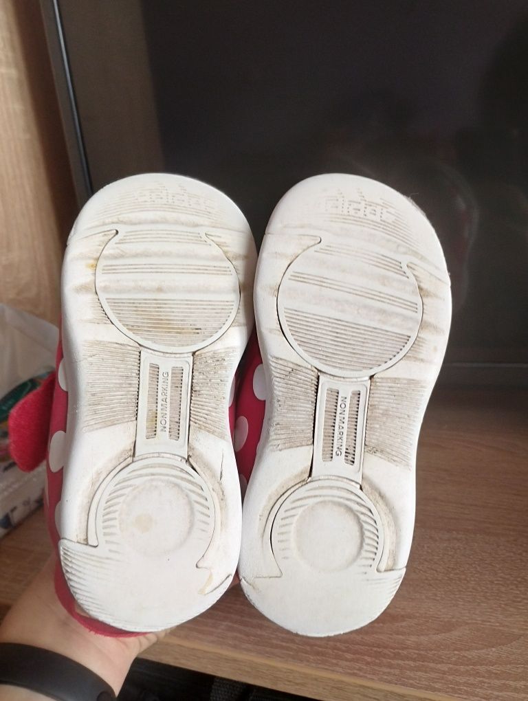 Дитячі кросівки Adidas