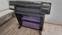Ploter HP DesignJet 1055cm Plus z podajnikiem rolkowym – mało używany