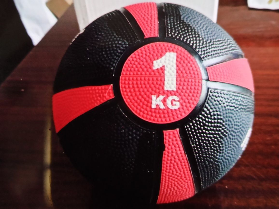 Piłka 1 kg, meteor, treningowo - rehabilitacyjna