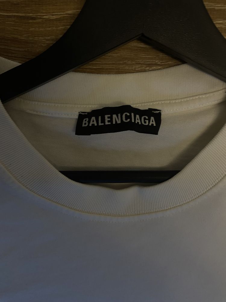 T-shirt balenciaga