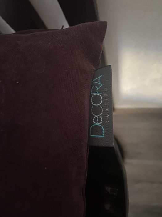 Декоративна подушка