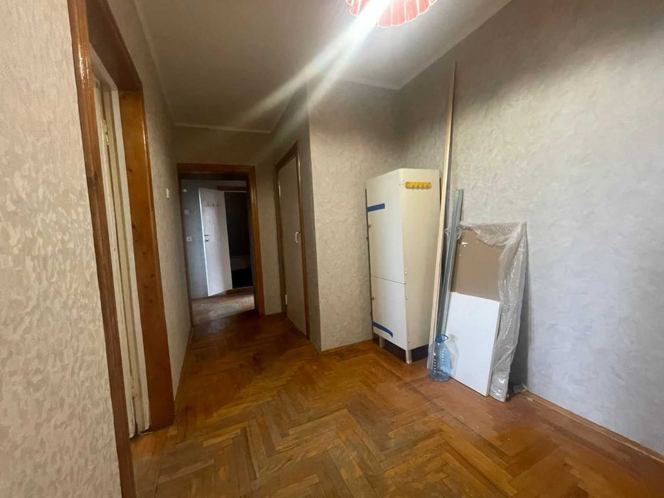 Продам 3-кімнатну квартиру на Сихові, вул. Хуторівка