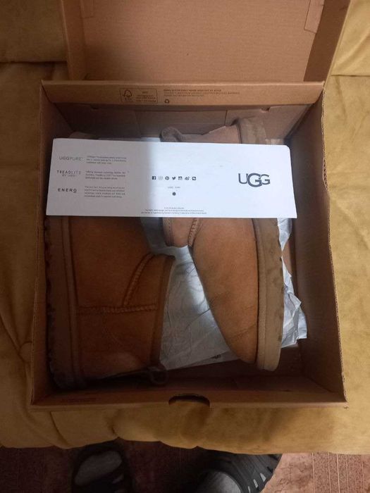 Уги 38 розміру, устілка 25см,