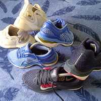 Trzy pary butów sportowych,  2 pary Nike i  , 1 para Asics  36-38