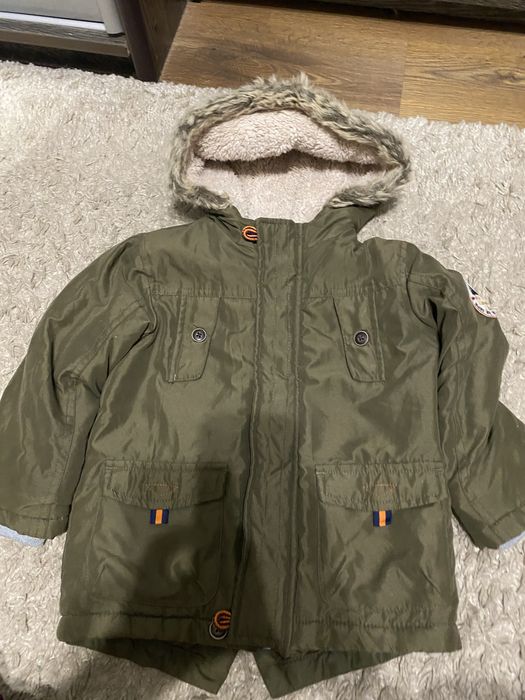 Курточка демісезона на 2-3 рки