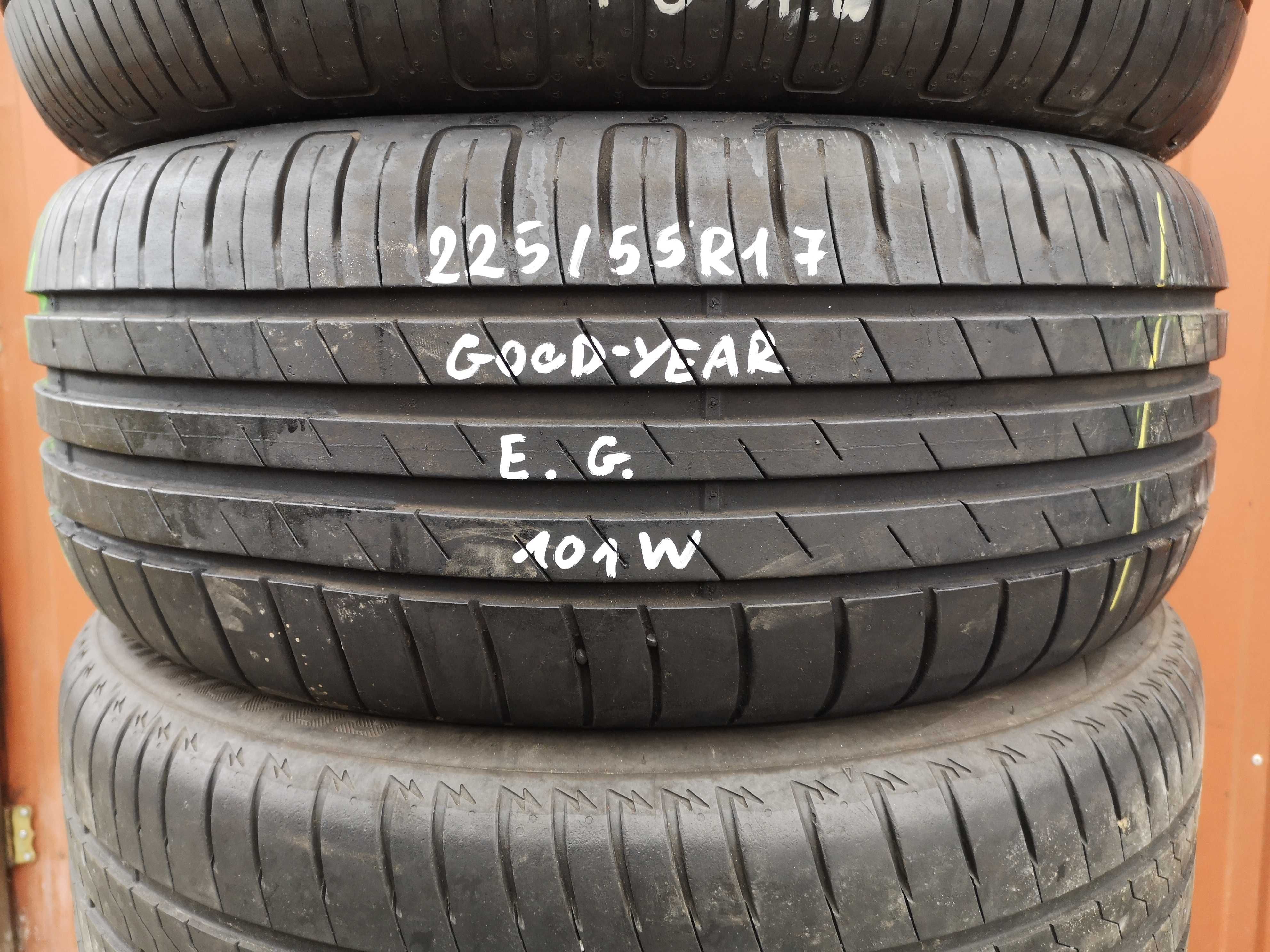 225/55 R17 101W - GoodYear Efficient Grip Performance (1 sztuka)