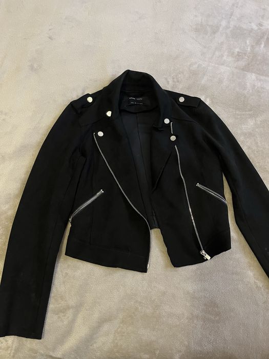 Вкорочена косуха sinsay