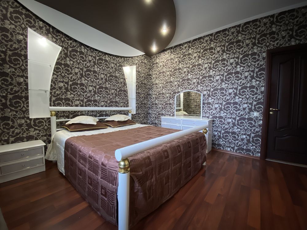 Продам 3 ком. квартиру, 107 м2, мебель, техника, ремонт, рядом парк