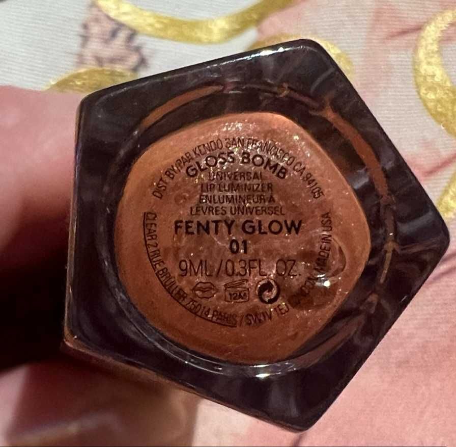 Błyszczyk Fenty Beauty full size nowy, nieużywany Gloss Bomb Glow 9ml