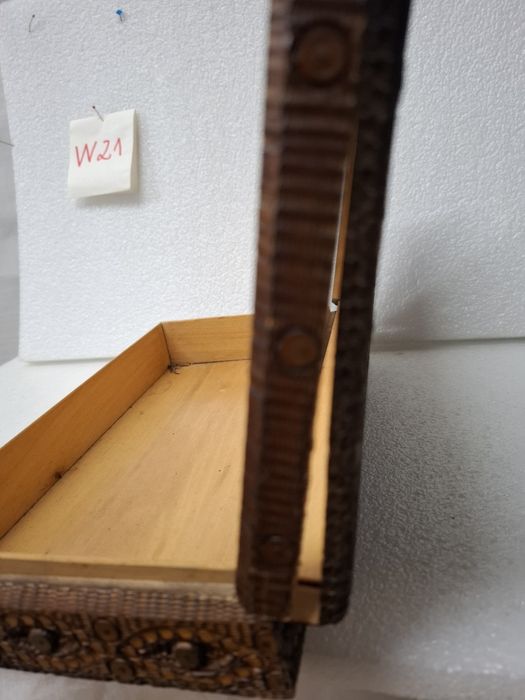 Szkatułka drewniana vintage