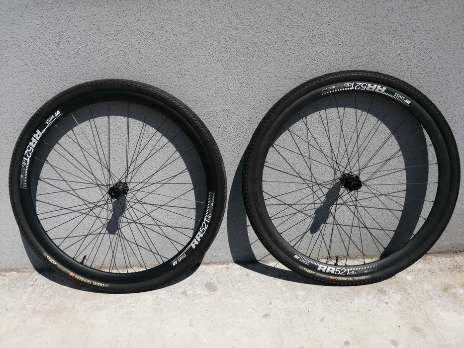 Koła DT swiss RR521 z oponami tufo thundero