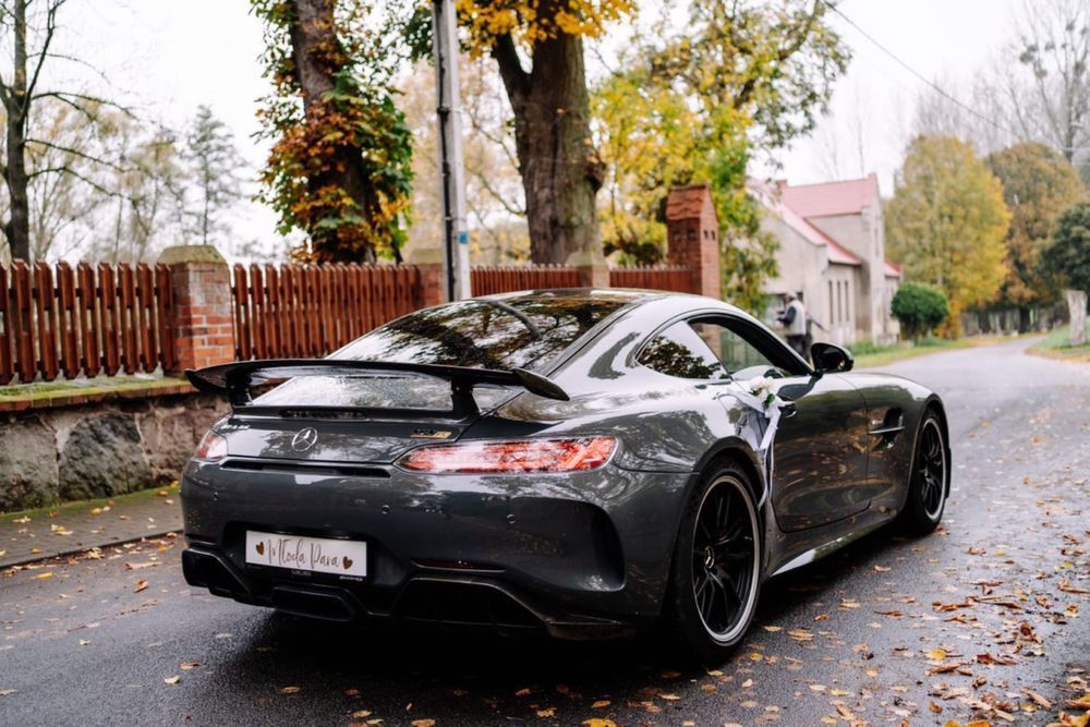 Auto na wesele ślub Mercedes AMG GT R samochód na wesele