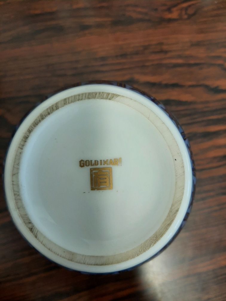 Peça em porcelana Gold Imari