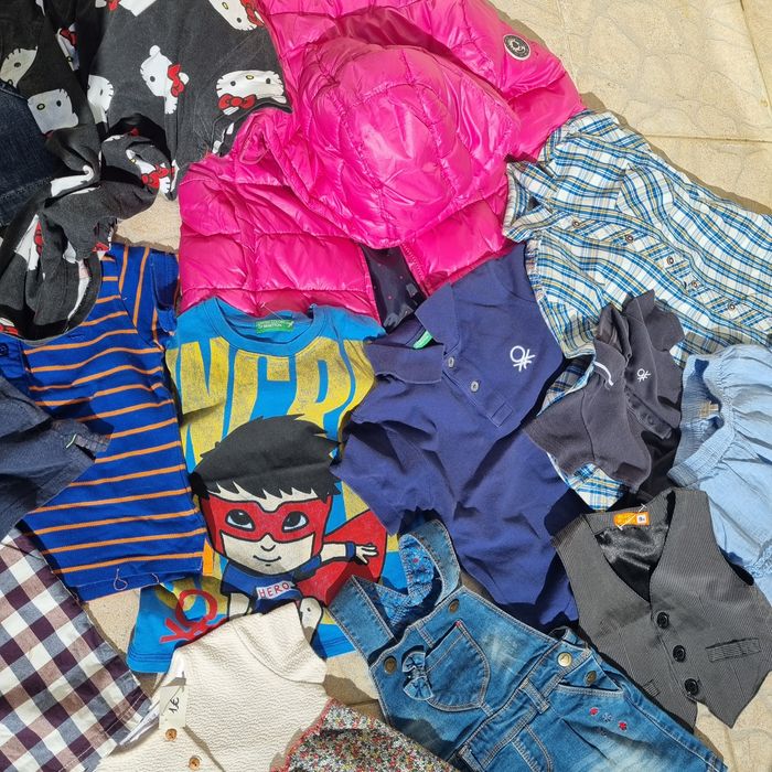 201 peças de roupa de criança de todas as idades em ótimo estado, idea