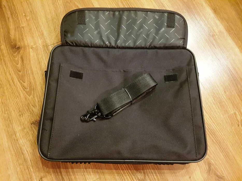 Nowa torba na laptop do 15'6 cala