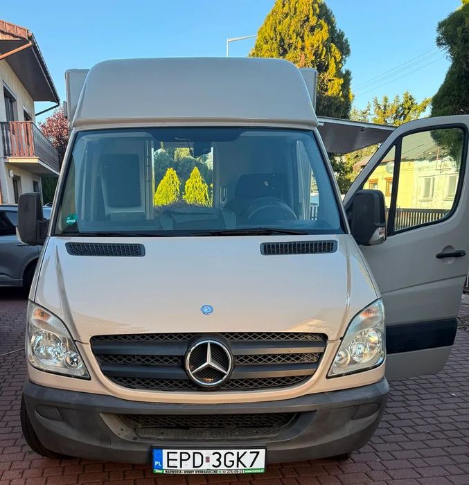 Mercedes-Benz Sprinter 310 Food Truck  Food Truck, samochód gastronomiczny na bazie Mercedesa Sprintera 310