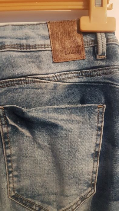 Jeansy Sinsay rozm. S