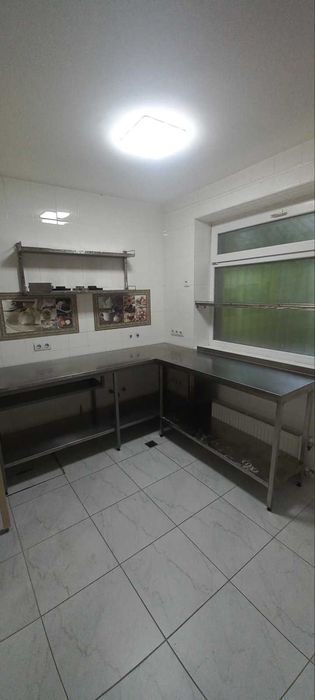 оренда Ресторана повністю 390м2 або 3 частками  центр, вул.Шкільна 21