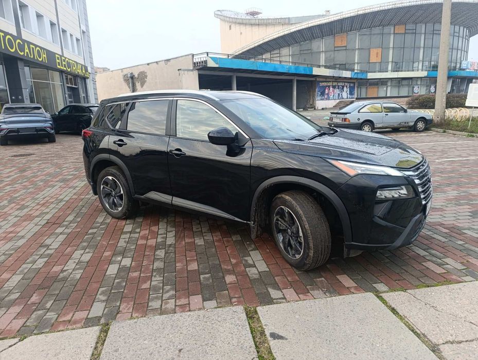 Продам нисан рог