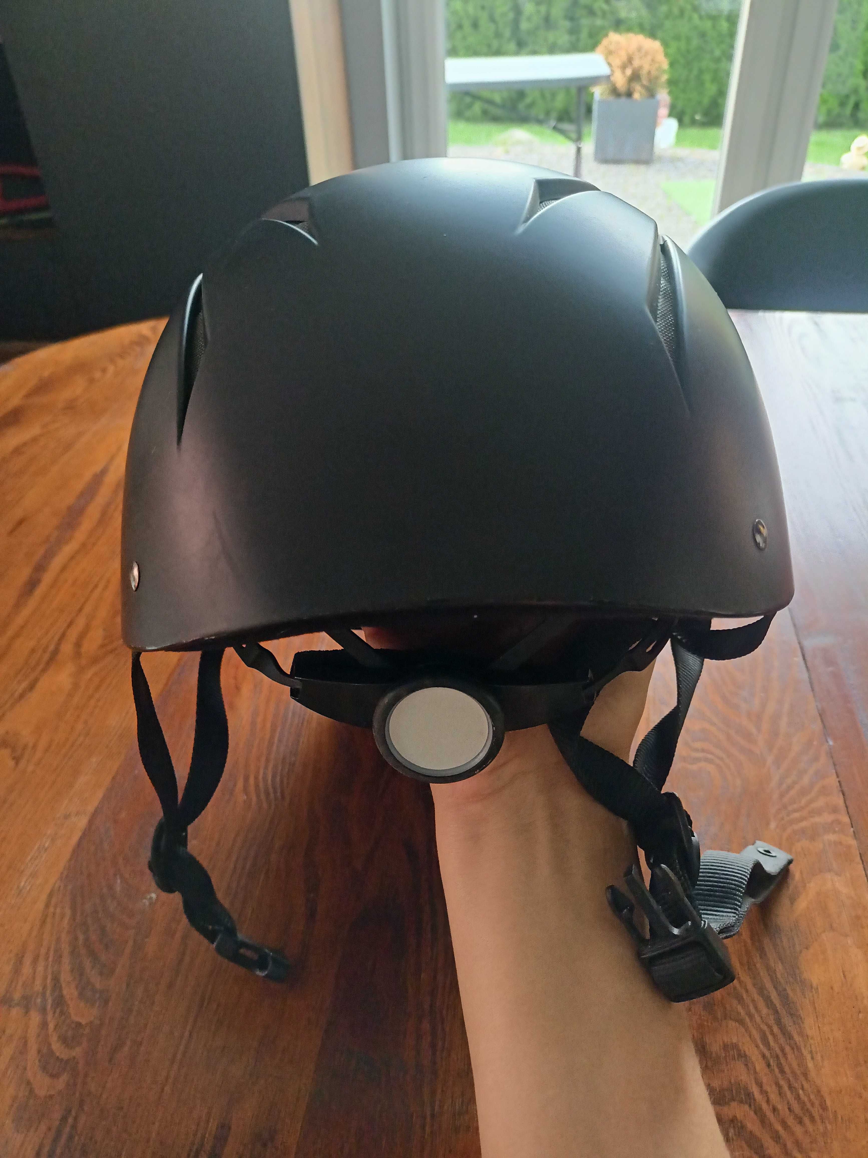 Kask toczek jeździecki fouganza M