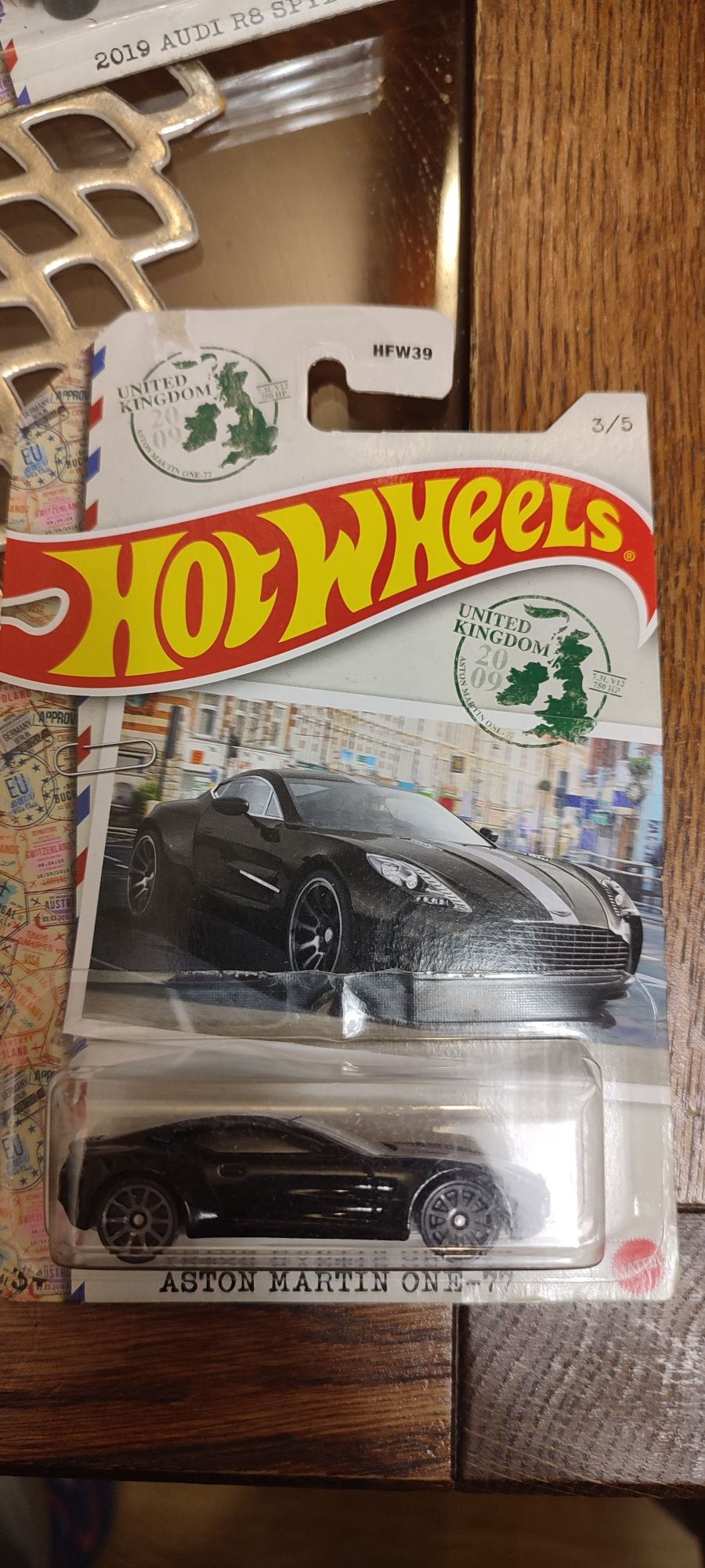 Hot wheels Aston Martin