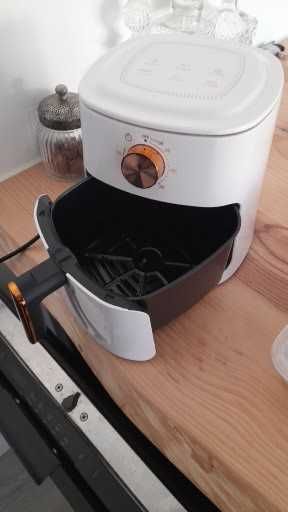Airfryer branca 4L