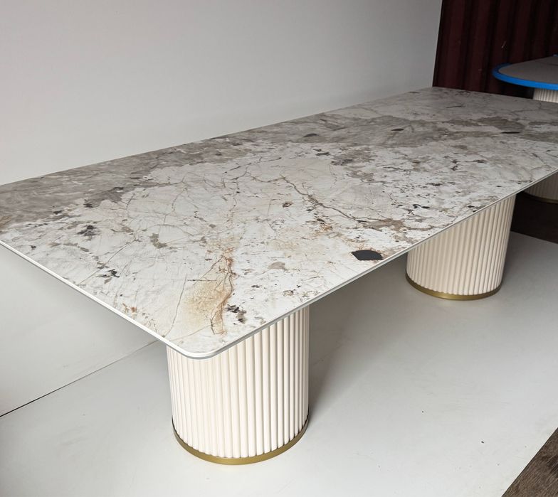Stol patagonia  spiek kwarcowy metal stal producent Nowy