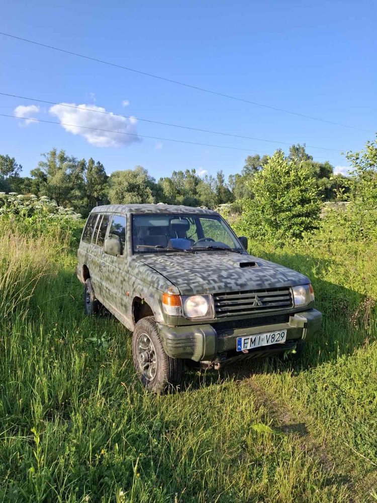 Продам паджеро 2,5 дізель 4:4