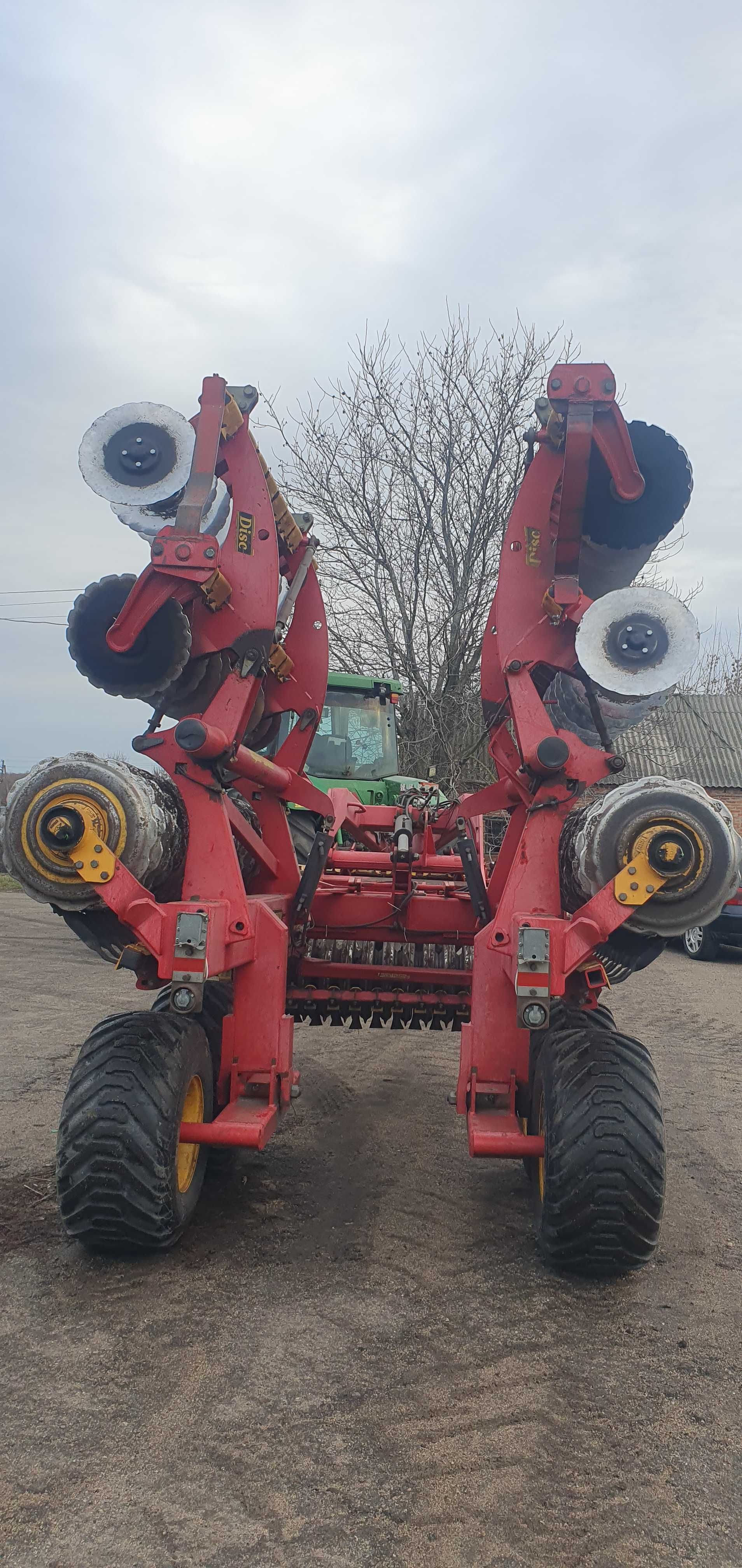 Дисковий культиватор Väderstad Carrier 650