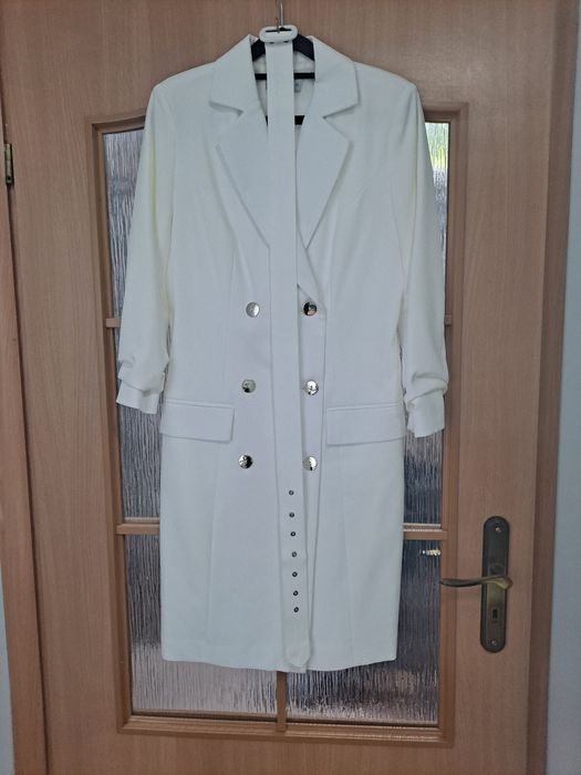 Żakietowa sukienka polskiej marki Ewola rozmiar 36