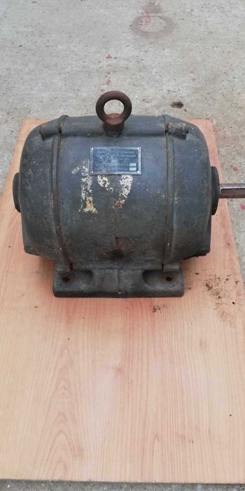 Silnik 3kW - stary, zabytkowy silnik