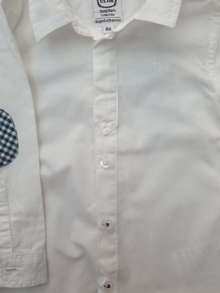 Koszula biała r.86 Smyk z ozdobną łatą i lamówką
