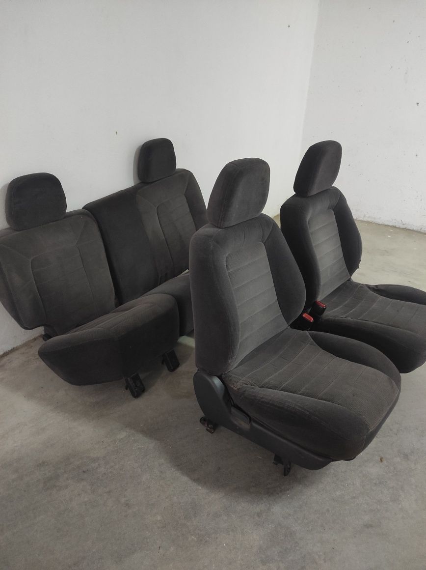 Bancos Jeep Grand Cherokee ZJ