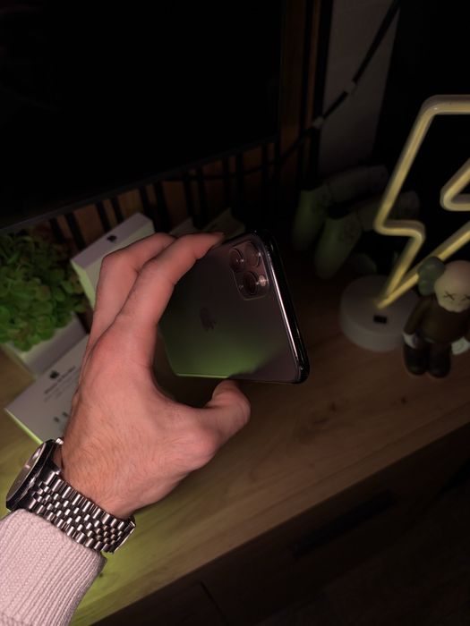 iPhone 11 Pro Max 64-128 Gb + чохол та скло у подарунок!