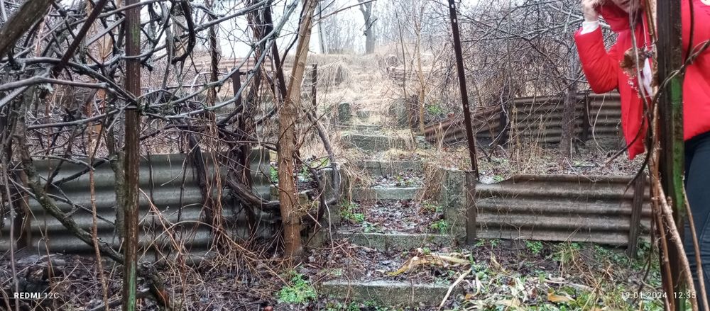 Продам участок с домиком