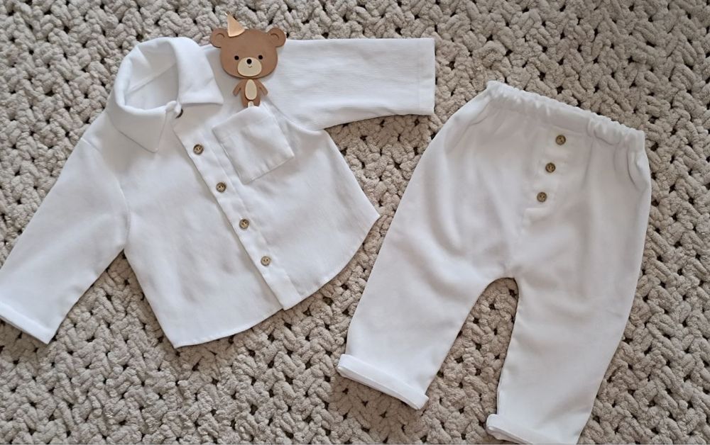 Костюм нарядний на 1рік для хлопчика 80р в ідеальному стані, велюровий