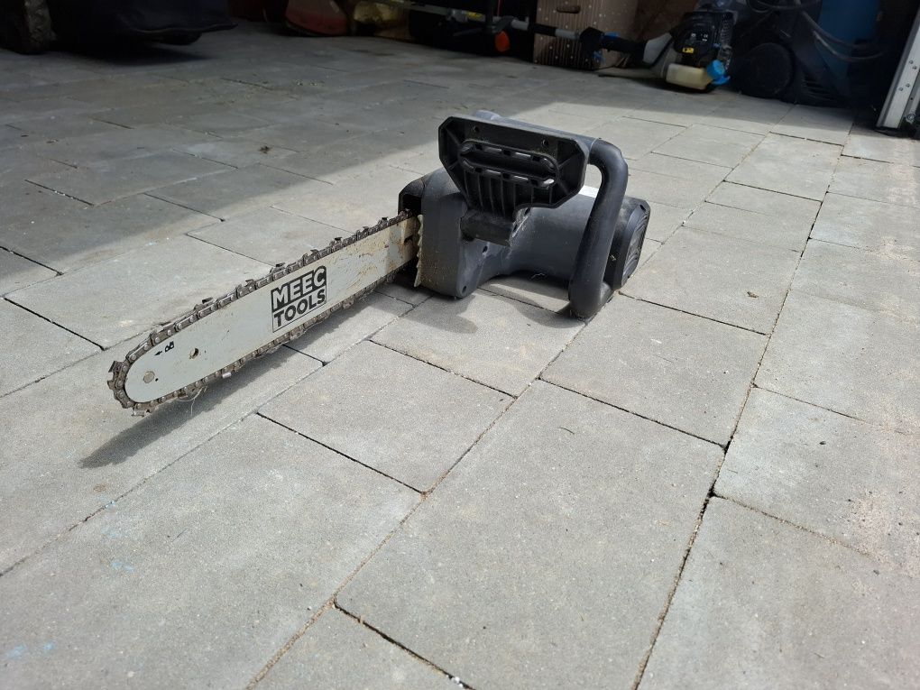 Pilarka meec tools na prąd
