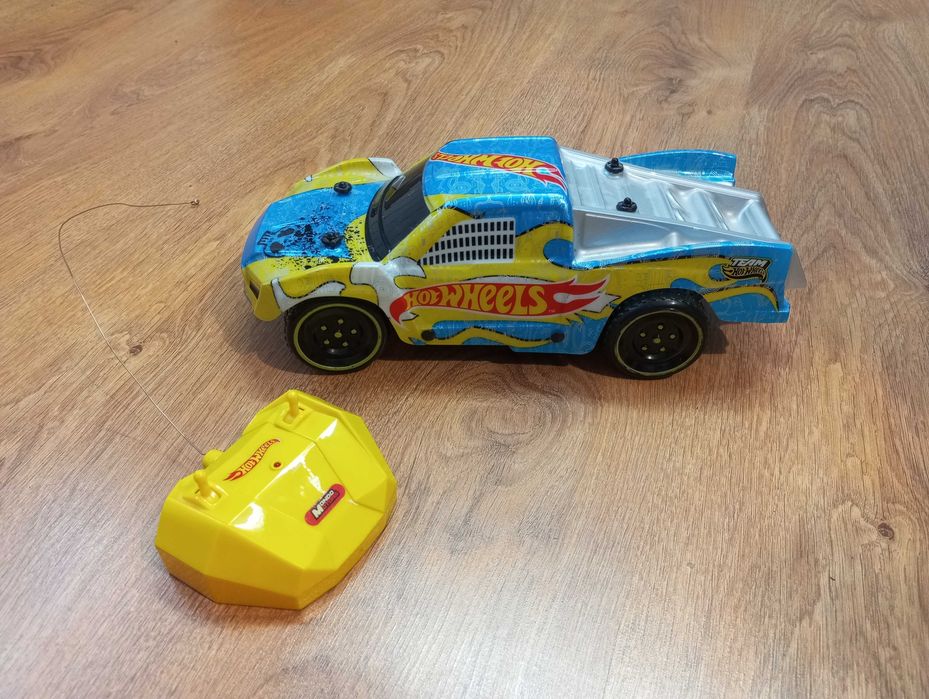 Hot wheels auto sterowane