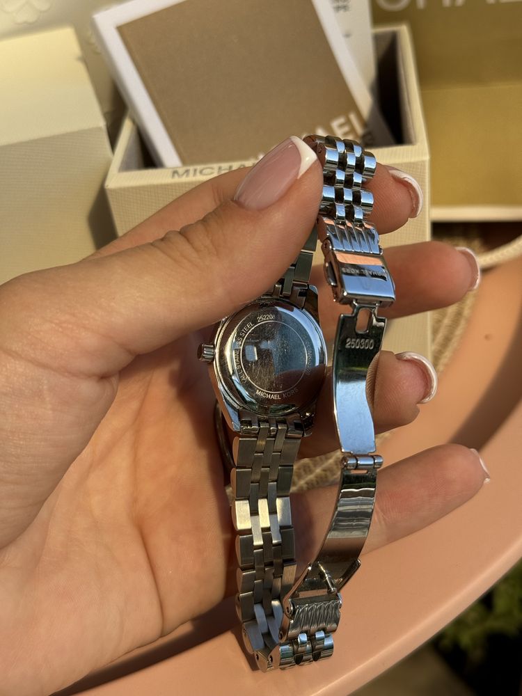 Годинник Michael Kors Lexington 26mm