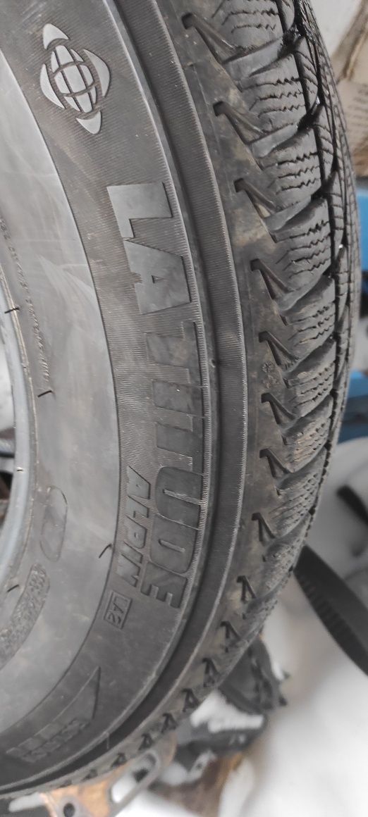 Opony zimowe Michelin Alpin 235/65 R17  SUV VW Touareg