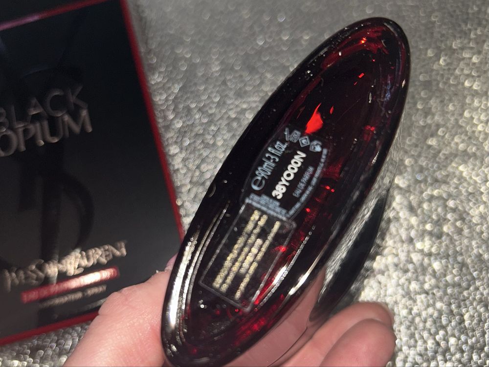 YSL Black Opium EDP Over Red 90 m