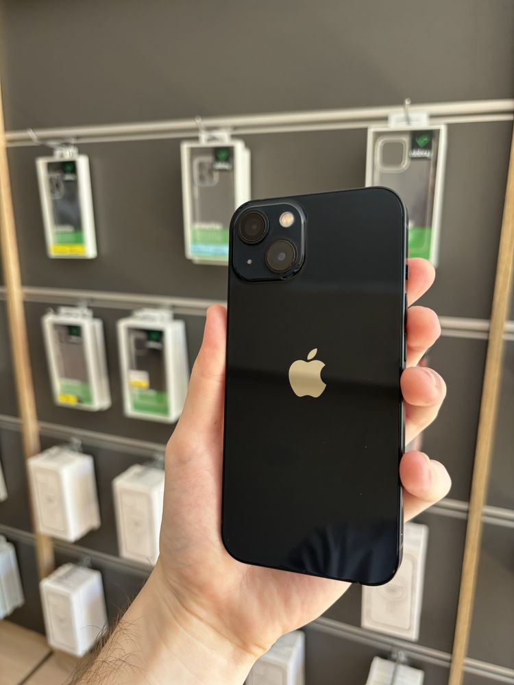 IPhone 13 256gb, гарний, МАГАЗИН, гарантія