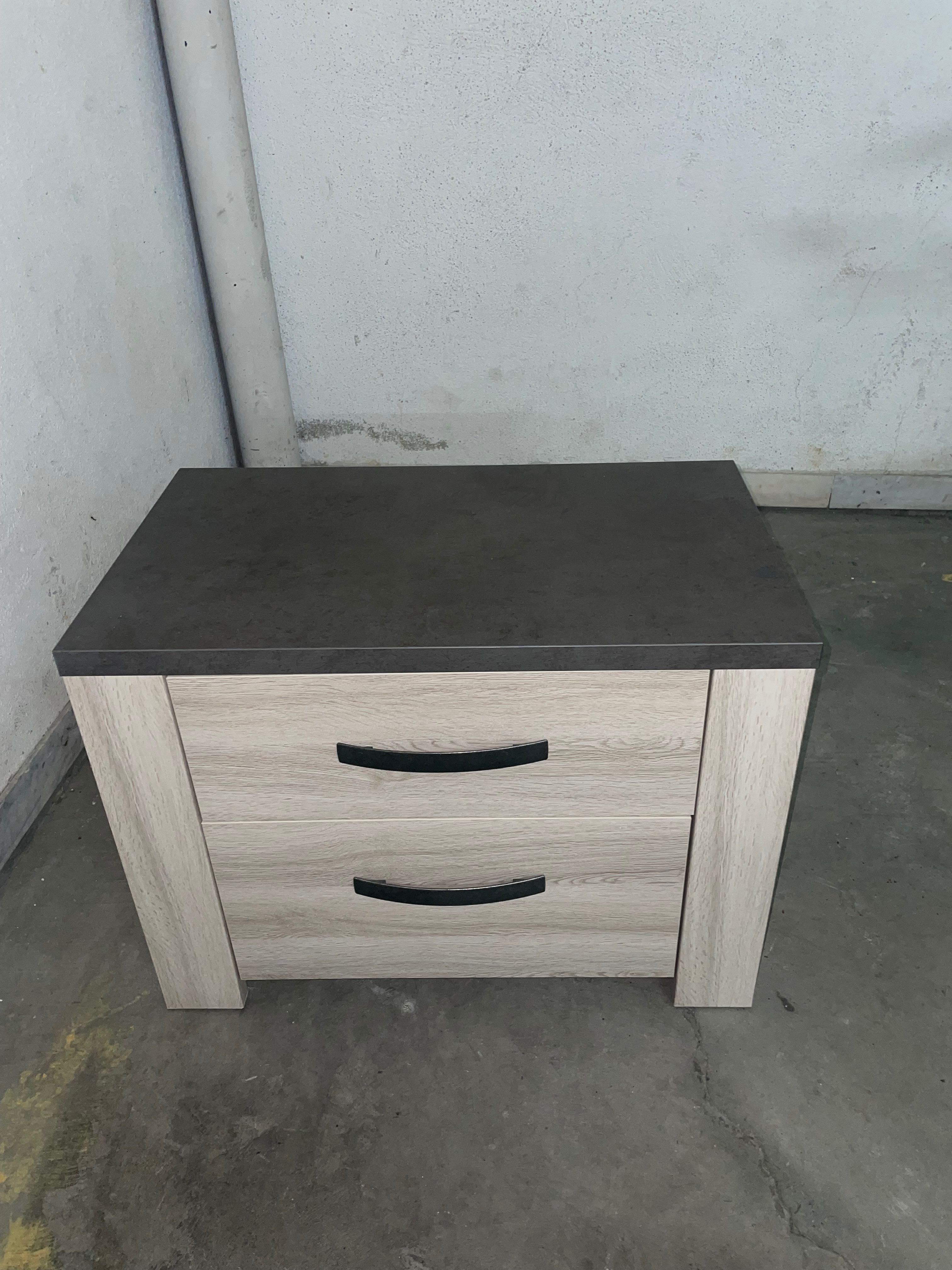 Mesa de cabeceira