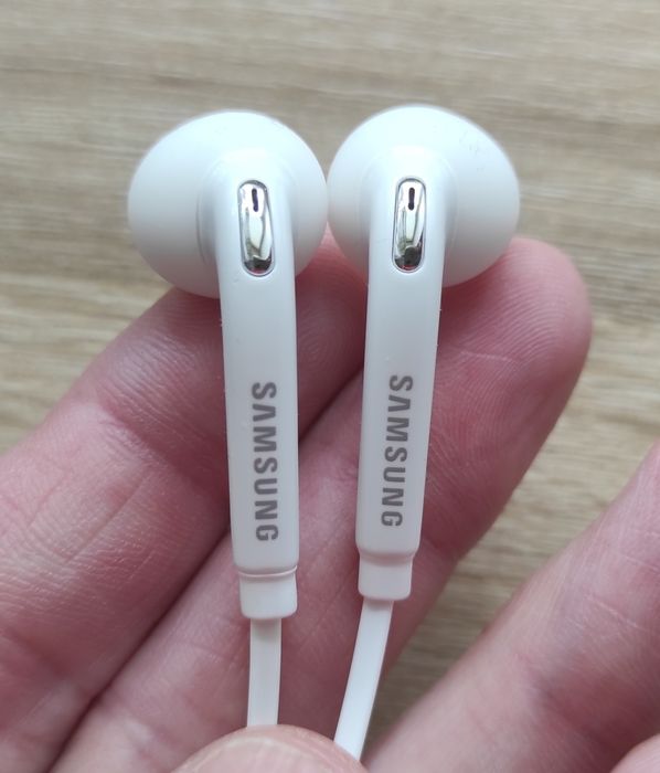 Наушники оригинальная гарнитура Samsung EO-EG920BW Galaxy S7 Самсунг