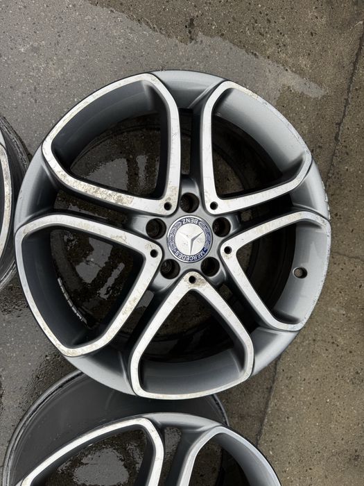 Диски  різноширокі R18 Mercedes W212