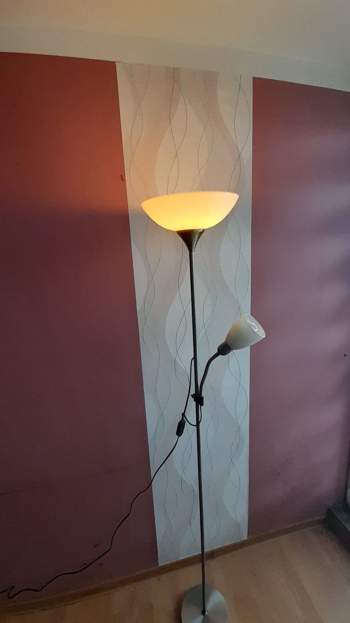 Lampa  podłogowa