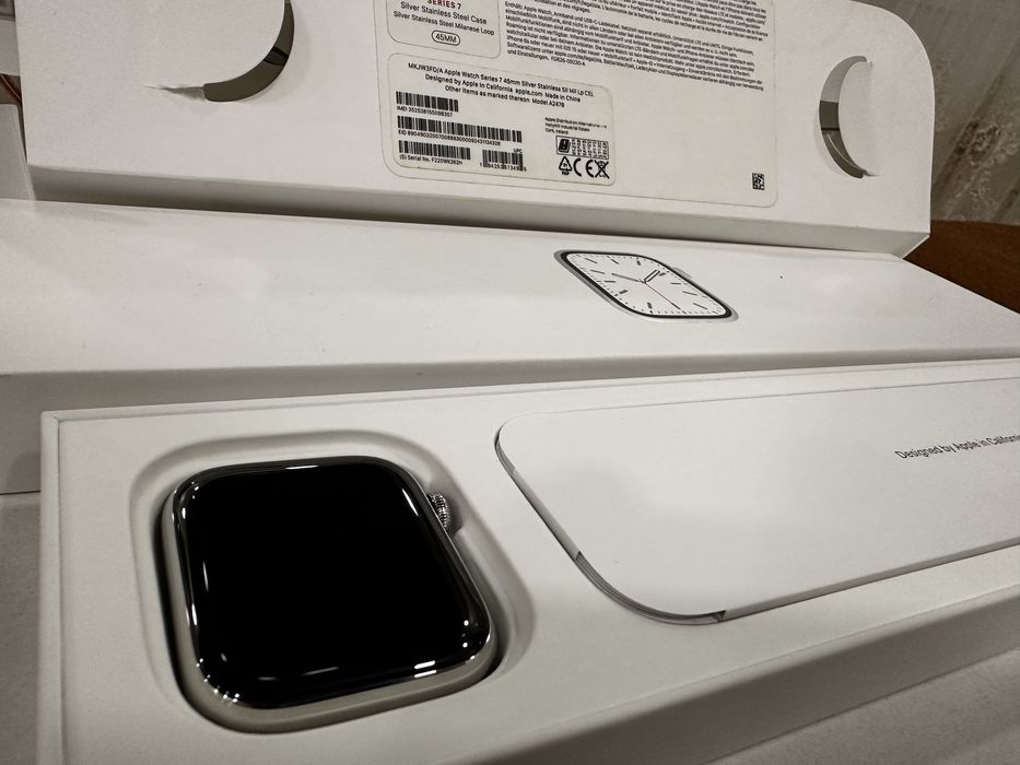 Apple Watch 7 45 Stainless Steel Milanese Loop ідеал