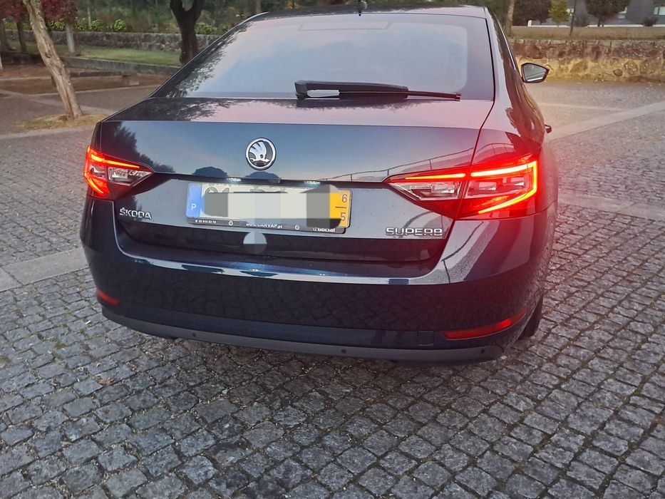 Skoda Superb 2.0 de 190 Cv 145 mil km
